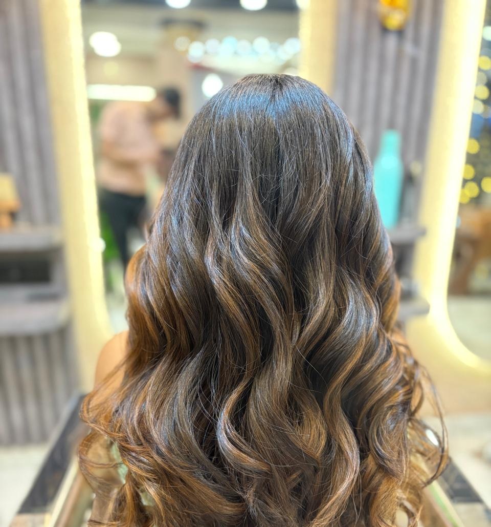 Soft Highlight Blend by H S Hair Studio